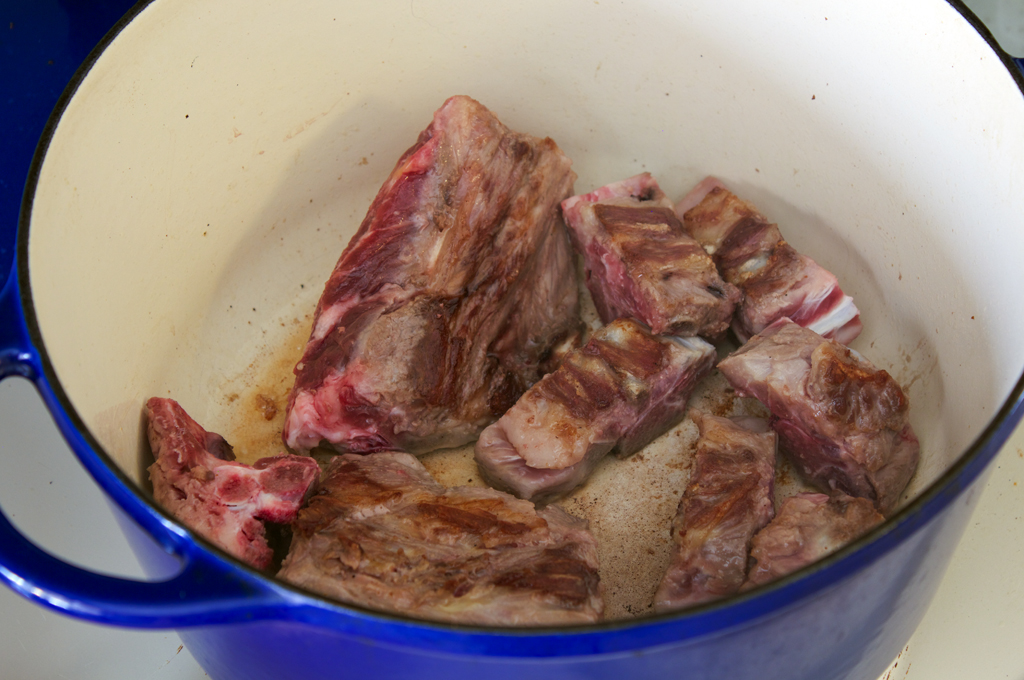 pork neck bones with sauerkraut | the crankin' kitchen!
